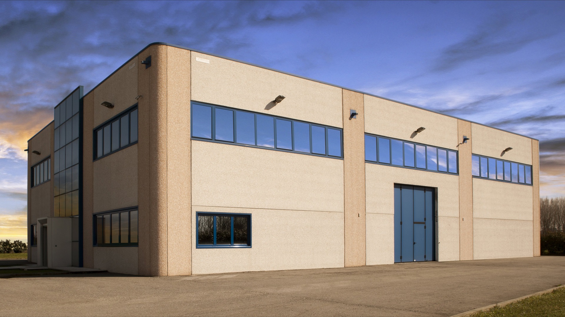 Elastopol sede centrale - produzione prodotti in poliurea per rivestimenti Elastopol sede centrale - produzione prodotti in poliurea per rivestimenti